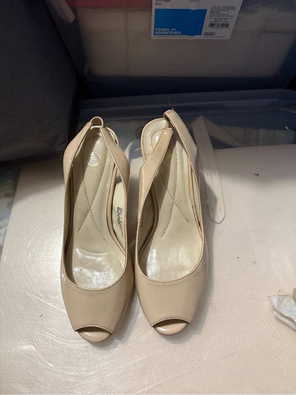 Women’s Peep-Toe Slingback Heels in Nude